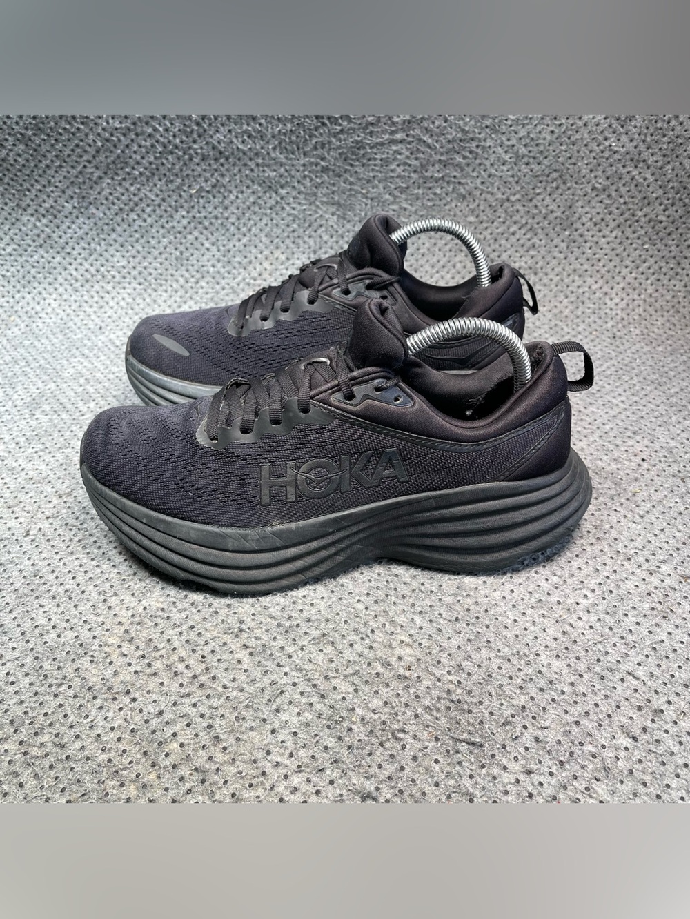 Hoka One One Bondi 8 Black Running Shoes Size 9 Women’s